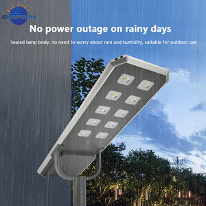 Lampadaires solaires LED extérieurs haute puissance, économes en énergie et étanches. Stock disponible à Lagos. - Product Image 4