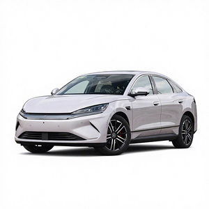 Intelligentes, effizientes neues Energiefahrzeug, 5-Sitzer, Heckantrieb, Elektro-Limousine für Stadtpendler, Familienreisen und Langstreckenfahrten - Product Image 1