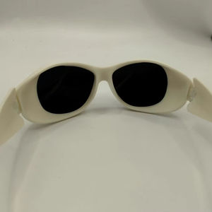 Lunettes de sécurité laser pour la myopie intérieure conçues en usine personnalisables Lunettes de protection des yeux - Product Image 4