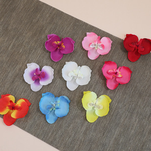 Pinza para el pelo de orquídea Phalaenopsis artificial al por mayor, flor de seda hecha a mano para decoración de tartas y mesas de postres de Acción de Gracias - Product Image 2