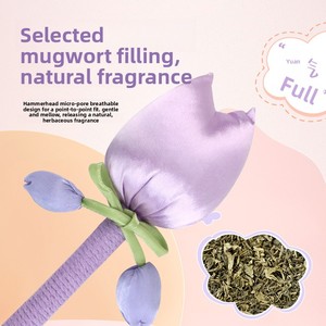 Marteau de <span class=keywords><strong>massage</strong></span> aux herbes de <span class=keywords><strong>tulipe</strong></span> et d'armoise avec fonction musicale - Cadeau de bien-être pour le tapotement des méridiens et la moxibustion - Vente en gros pour les fêtes - Product Image 3