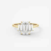 Cincin Tunangan Berlian Emerald 1 Karat Tiga Batu Baguette Hasil Laboratorium Emas Padat 10K/14K/18K Bersertifikat IGI CVD/HPHT Custom