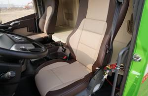 Nieuwe Sinotruck FAW 8x4 12-wiel 8m vrachtwagen diesel Euro 5 Weichai motor FAST versnellingsbak achteruitrijcamera links zware kiepwagen 11-20T - Product Image 3