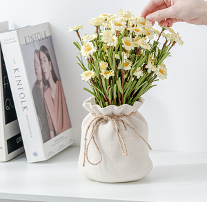 Jarrón de Cerámica Creativo de Estilo Europeo con Forma de Saco, Decoración Moderna para Sala de Estar, Flor Artificial con Cuerda para Boda - Product Image 6