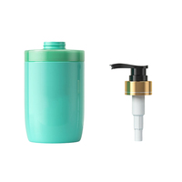 Nouveauté Bouteille de baril de luxe en PET de 500ml avec pompe à cou d'estampage à chaud en or Bouteilles en plastique de luxe pour lotion shampooing