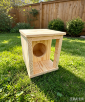 Abri pour animaux de compagnie en bois, en pin, pour l'extérieur, petite maison pour animaux avec entrée ronde pour jardin, cour et faune