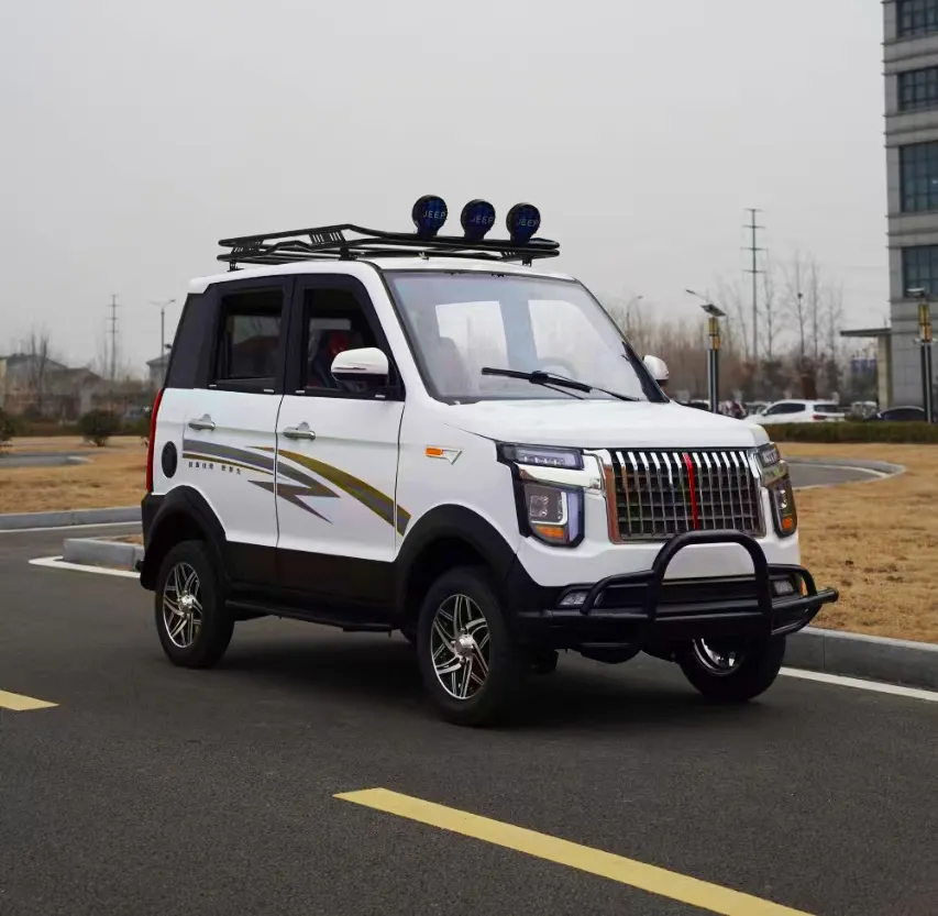 Véhicule électrique à basse vitesse à quatre roues longue endurance sans permis de conduire produit au Shandong, en Chine avec une vitesse