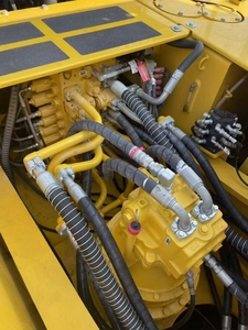 รถขุดไฮดรอลิกแบบตีนตะขาบ Komatsu PC360-7 ขนาด 36 ตัน รุ่นปี 2022 ใหม่ล่าสุด ได้รับการรับรองมาตรฐาน CE ISO พร้อมมอเตอร์เดิมจากญี่ปุ่น - Product Image 6
