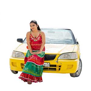 Robe midi bohème patchwork en coton coloré à imprimé numérique, coupe trapèze longue, motif floral, écologique, idéale pour les festivals et les vacances - Product Image 1