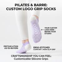 Chaussettes de Pilates antidérapantes avec logo personnalisé, chaussettes de ballet, chaussettes de yoga pour femmes, sangles élastiques antidérapantes, chaussettes de studio, faible MOQ, livraison directe