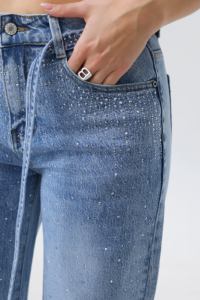 Nuovo modello di jeans a gamba larga da donna con decorazioni in strass, vita alta, versatili e tempestati di strass. - Product Image 6