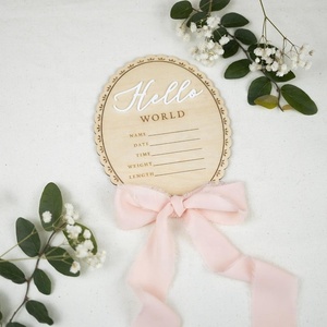 5,9 Zoll Holzschild „Hallo Welt“ zur Begrüßung von Neugeborenen, Geburtsschild mit Babynamen als Foto-Requisite, für Babyparty, Krankenhaus und Kinderzimmerdekoration - Product Image 1