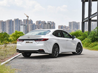Pour la berline hybride 2.5L automatique 2026 à conduite à gauche avec caméra 360°, neuve, 0 km, éligible à l'exportation
