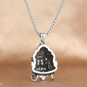 Collier avec pendentif lion en acier inoxydable avec yeux rouges, style punk rétro pour hommes et femmes 231076 - Product Image 2
