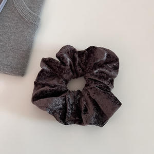 Diadema de Terciopelo Francés con Diseño de Copo de Nieve, Banda Elástica Suave para el Cabello para Mujer - Product Image 5