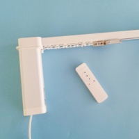 Automatisation intelligente Zwave KECO avec rail de rideau électrique et moteur de rideau télécommandé avec rail pour maison intelligente