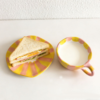Ensemble tasse à café et soucoupe en céramique sous glaçure peinte à la main, motif rayé, idéal pour le petit-déjeuner ou comme cadeau