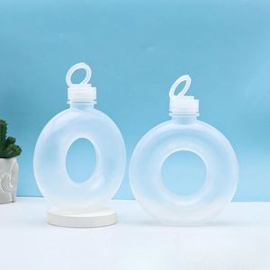 500ml pp <b>Plastic</b> <b>Drinking</b> Novelty Disposable Doughnut Milk Tea Bottle Juice Yard <b>Cup</b> Bottle - Product Image 3