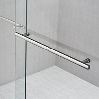 Porte de douche coulissante en verre trempé sur mesure avec cadre en alliage d'aluminium, design moderne pour salle de bain d'hôtel