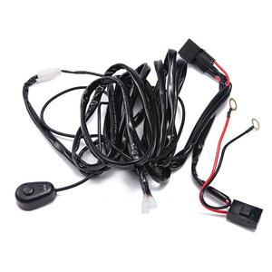 Kit de modification automobile : Bande lumineuse LED stroboscopique 12V 3M avec faisceau de câblage et interrupteur pour phares, feux de travail et projecteurs - Product Image 1