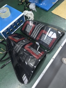 ไฟท้าย LED แบบกำหนดเองสำหรับ Toyota Hilux Revo ปี 2016-2024 โคมไฟท้ายสีดำ - Product Image 6