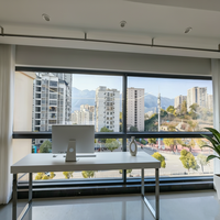 Ventanas Corredizas Panorámicas de Aleación de Aluminio, Impermeables y Resistentes al Polvo, para Espacios Interiores y Exteriores de Clubes de Alta Gama