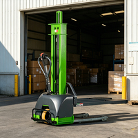 Chariot élévateur électrique hydraulique portable 500 kg 1 tonne auto-chargeur pour la manutention de matériaux en entrepôt et commerce de détail