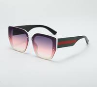 Lunettes de soleil unisexes de style rétro vintage 2025, nouvelles sorties, classiques, monture bon marché, style tendance, vente en gros, grandes branches pour femmes
