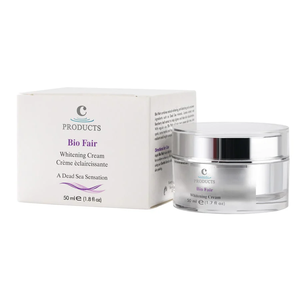 Crème éclaircissante Bio Fair avec extrait de réglisse et de busserole Atténue les taches brunes, les marques d'acné, l'hyperpigmentation - Product Image 1