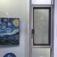 Ventanas Abatibles de Aluminio con Vidrio Templado, Insonorizadas y Aislantes, de Acero Inoxidable, Modernas para Apartamentos