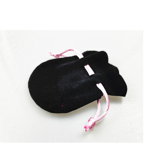 Romántico suave negro hecho a mano logotipo personalizado cordón flor forma Pandor bolsa de terciopelo para joyería - Product Image 4