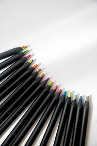 FSC 10mm Jumbo Colored Mixte Pastels Haute Qualité Noir Bois <span class=keywords><strong>arc</strong></span>-<span class=keywords><strong>en</strong></span>-<span class=keywords><strong>ciel</strong></span> Crayons de Coloriage pour Scohool/artiste - Product Image 2