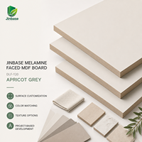 Panneau décoratif en fibre de bois écologique gris pêche chaud, résistant à l'humidité, avec faible teneur en formaldéhyde E0 pour les intérieurs modernes