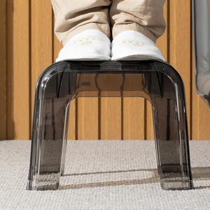 Taburete apilable de acrílico transparente Moritaka Faction, taburete bajo cuadrado de plástico para niños, banco para el hogar - Product Image 4