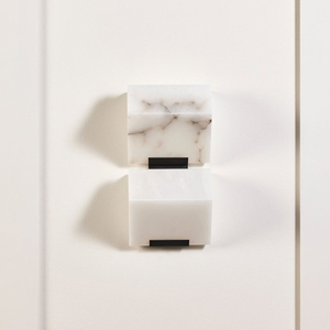 <span class=keywords><strong>Lampe</strong></span> <span class=keywords><strong>de</strong></span> <span class=keywords><strong>chevet</strong></span> <span class=keywords><strong>de</strong></span> luxe moderne <span class=keywords><strong>pour</strong></span> <span class=keywords><strong>chambre</strong></span> à coucher avec mur en marbre Albâtre naturel Éclairage LED Corps en cuivre <span class=keywords><strong>pour</strong></span> café - Product Image 5