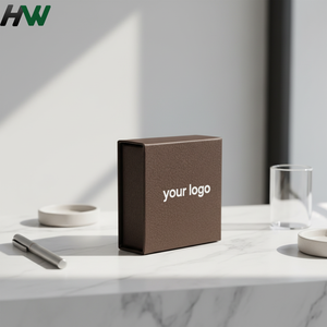 Boîte cadeau de luxe personnalisée avec fermeture magnétique et insert en EVA pour emballage de parfum et de bougies - Product Image 1