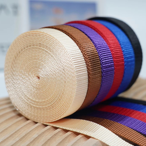 Aoya, usine de rubans tissés de haute qualité, fournit des sangles en polyester de 20 mm, 25 mm ou de largeur personnalisée pour les laisses et les sacs à dos - Product Image 1