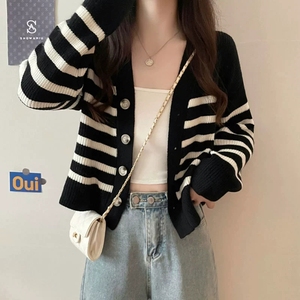 Gestreifter Strick-<span class=keywords><strong>Cardigan</strong></span> für Damen Neu 2026 Herbst/Winter Koreanischer Stil Lässiger und Entspannter Pullover-Jacke - Product Image 2