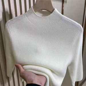 Demi col roulé rouge intérieur porter doux et slim fit pull mode femme - Product Image 1