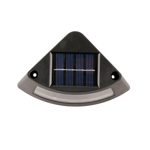ไฟบันไดพลังงานแสงอาทิตย์ Xinyao 3 LED สำหรับระเบียง ผนัง สวน และทางเดิน - Product Image 5