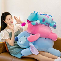 Boneka Beruang Stroberi Lucu Gaya Berbaring Warna Pink, Bantal Boneka Monster Biru Ukuran Besar, Ragdoll Redemption