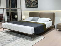 Lit rembourré ultra-confortable avec tête de lit en peluche | Design minimaliste de pieds en métal | Luxe abordable