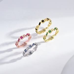 Anillo de compromiso de plata de ley 925 con piedra de color, chapado en oro, delicado, geométrico, con circonita verde, para mujer. - Product Image 5