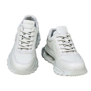 รองเท้าวิ่งหนังแท้สำหรับผู้ชาย รุ่นยอดนิยมประจำฤดูใบไม้ผลิ ดีไซน์ผสมผสานสไตล์เรโทรและร่วมสมัย หนังวัวแท้ (3-5 ซม.) - Product Image 2