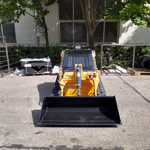 Caricatore a Cingoli Versatile e Resistente per Operazioni di Costruzione e Movimento Terra - Product Image 3