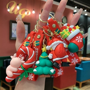 Porte-clés en PVC souple 3D Père Noël et sapin de Noël, design créatif et mignon, faible MOQ, idéal pour sacs <span class=keywords><strong>à</strong></span> dos, cadeaux promotionnels et fêtes - Product Image 2