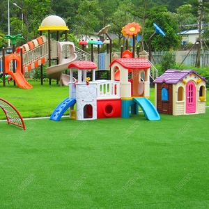 El pequeño prodigio <span class=keywords><strong>Club</strong></span> Playhouse Niños juguete de plástico patio interior - Product Image 5