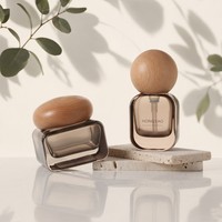 Ensemble de flacons cosmétiques en verre carré noir fumé de luxe avec bouchon en bois naturel 30-120ml, pompe à lotion, pot à crème, emballage pour soins de la peau OEM