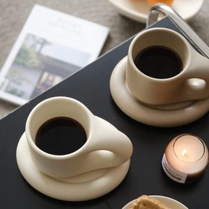 Mũm mĩm hài hước cà phê <span class=keywords><strong>Mug</strong></span> mới lạ dễ thương Cup và chiếc đĩa Matte Creme 9 oz lớn Tai xử lý thiết kế tách trà với tấm cho buổi chiều bánh - Product Image 3