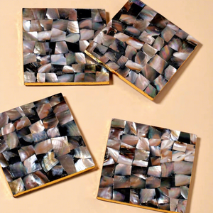 Ensemble de sous-verres de luxe faits à la main en nacre, sous-verres carrés multicolores 4x4 pouces pour la décoration intérieure par Tradebyd - Product Image 1